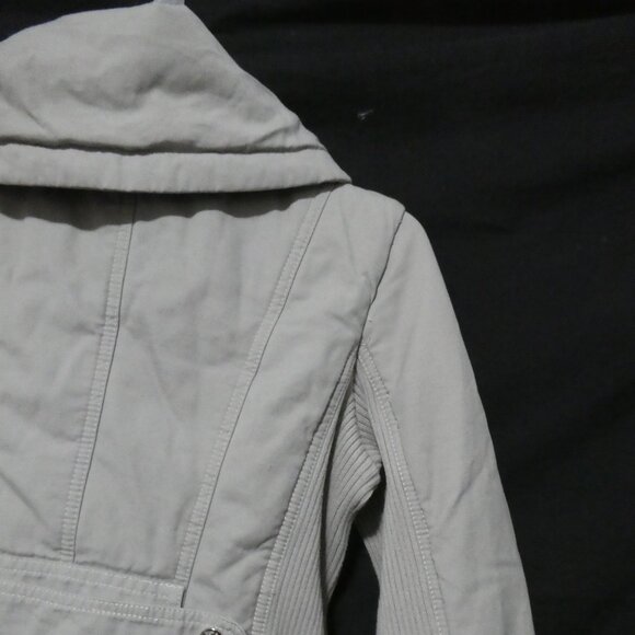 GUESS | xs - extra small | Stylish Light Grey Coat - Picture 12 of 16
